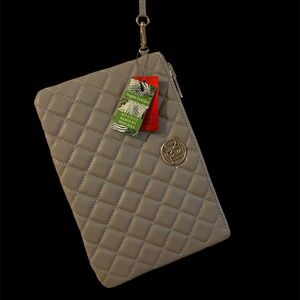 NWT Studio Badgley Mischka Clutch